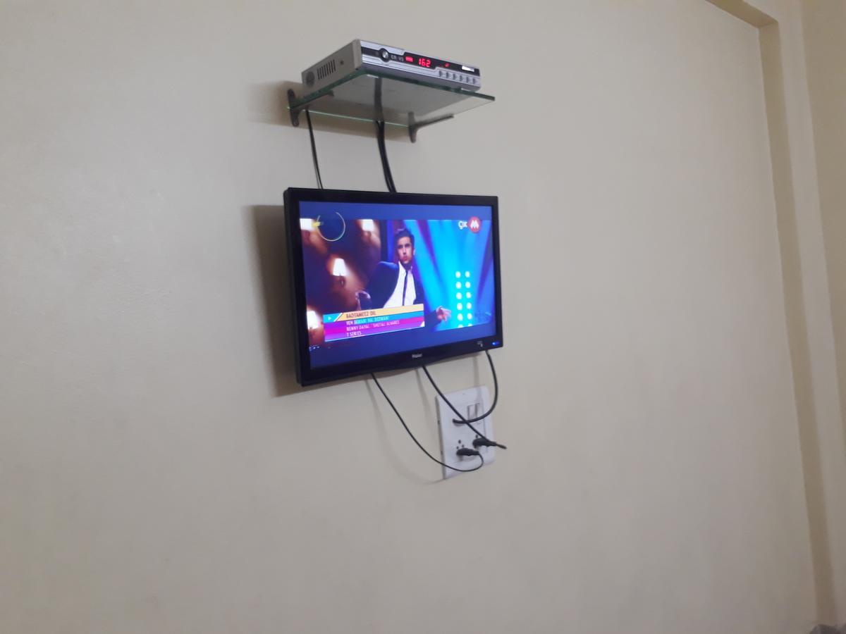 Hotel Gourav Palace Shirdi Bagian luar foto
